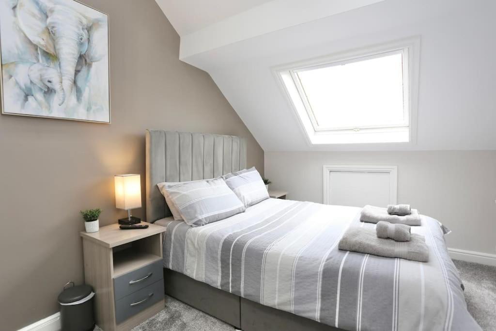 The Hot Tub Townhouse By Holiday Heim Lytham St Annes Εξωτερικό φωτογραφία