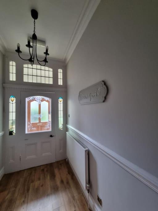 The Hot Tub Townhouse By Holiday Heim Lytham St Annes Εξωτερικό φωτογραφία